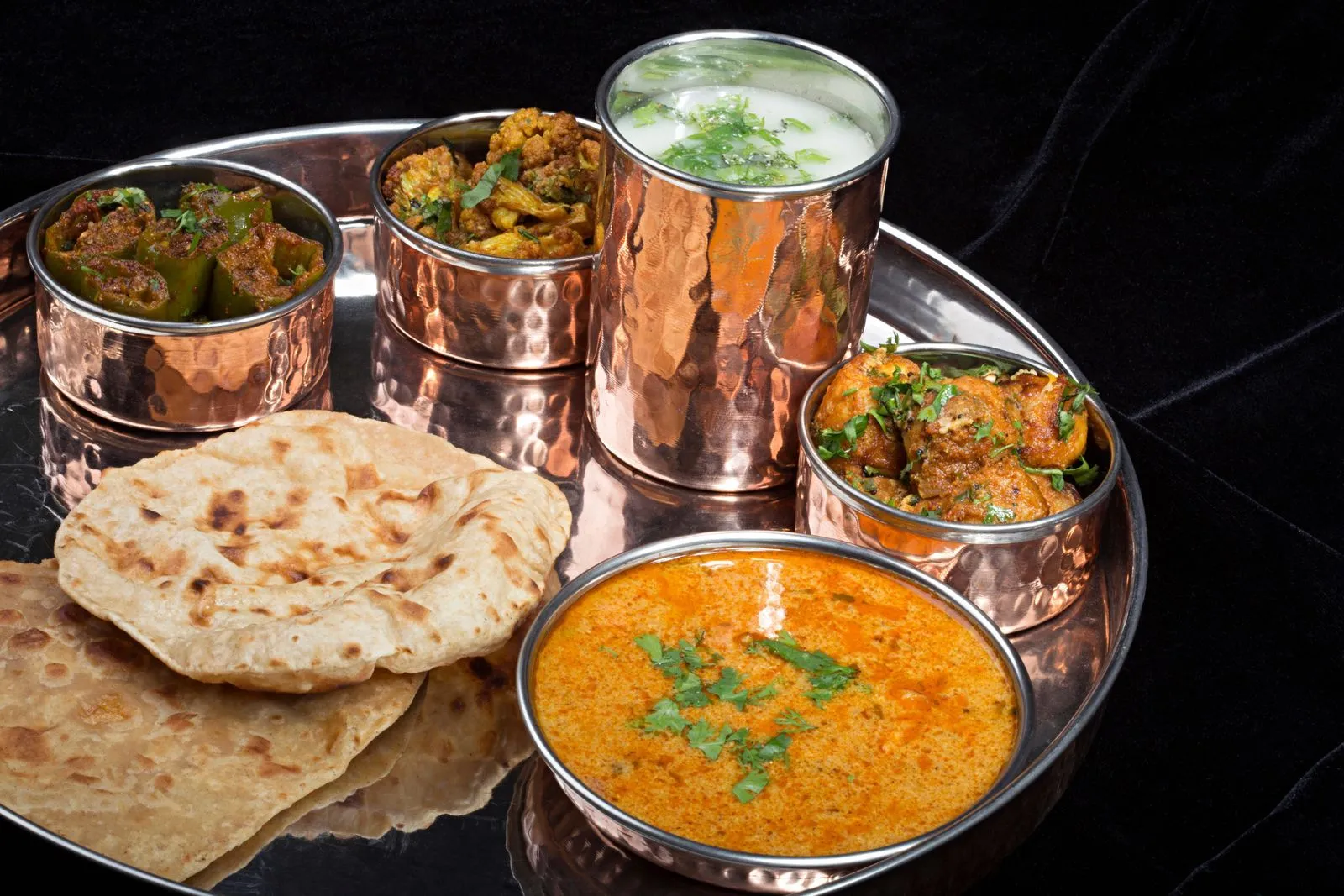 Bajra roti and traditional Rajasthani sides